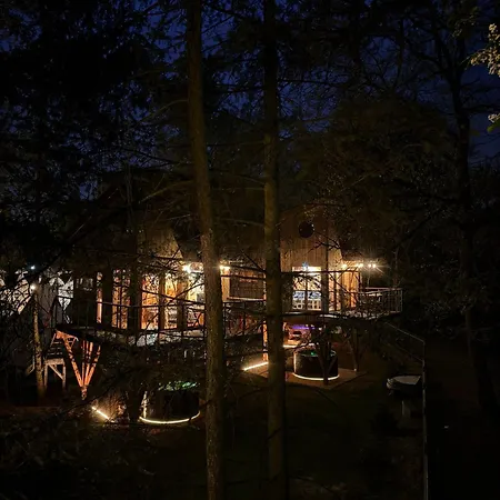 Wśród Drzew River Park Sauna Resort *