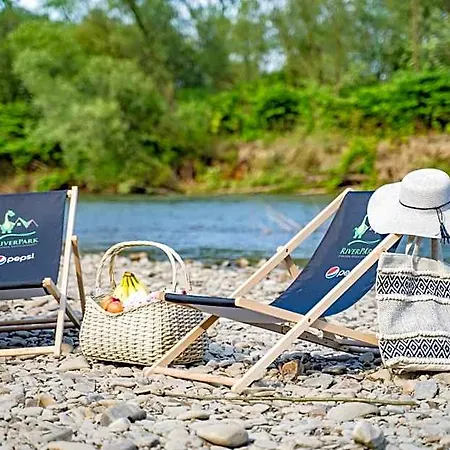 Wsrod Drzew River Park Jacuzzi Resort Zator