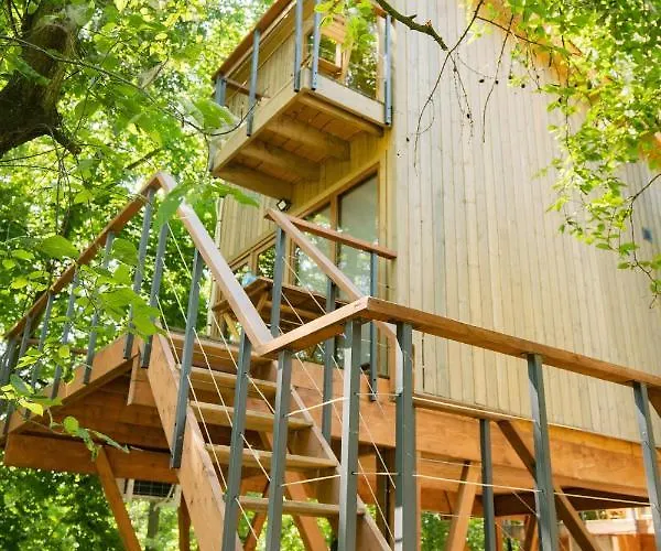 Wśród Drzew River Park Sauna Ośrodek wypoczynkowy *