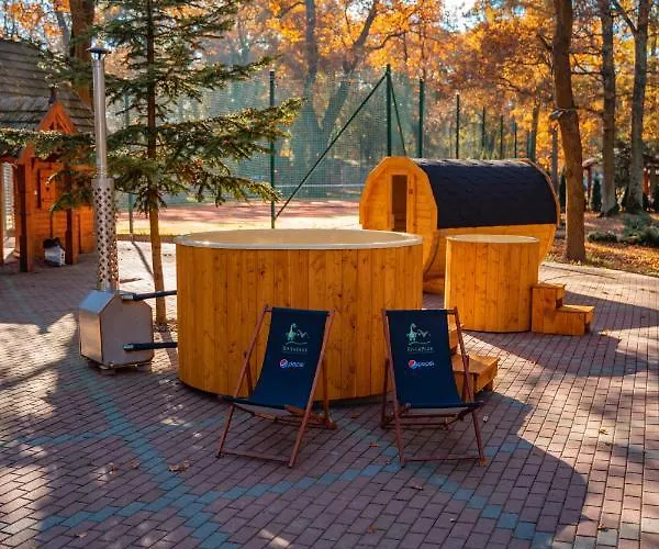 Rezort Wsrod Drzew River Park Jacuzzi *