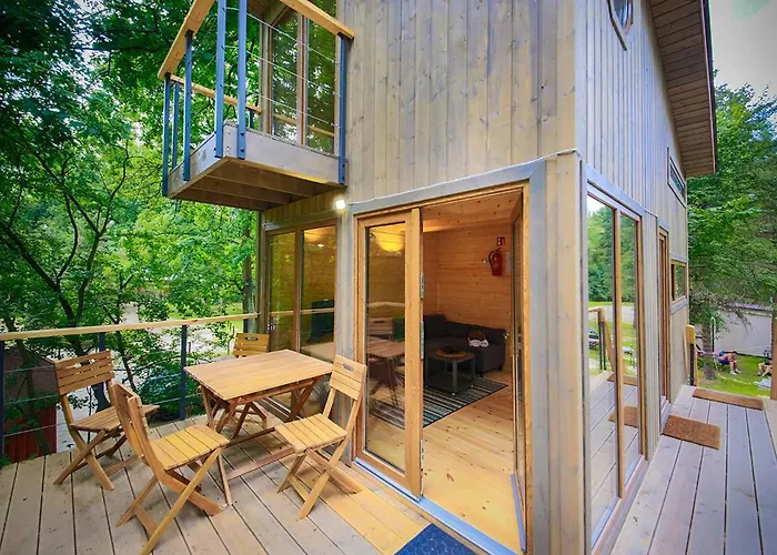 Wśród Drzew River Park Sauna Ośrodek wypoczynkowy *